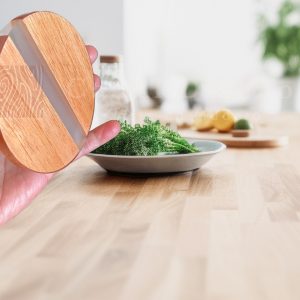 Posavasos de madera y resina