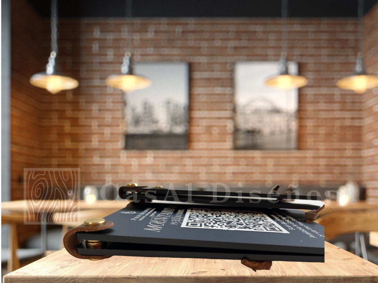 Menu QR hecho en MDF pintado a mano con aplicaciones de piel